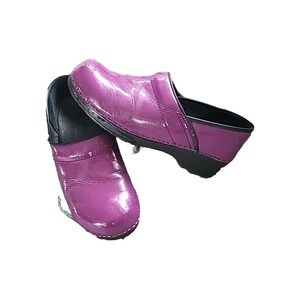 Sanita Professional Nursing‎ Clogs 41 Wide Purple